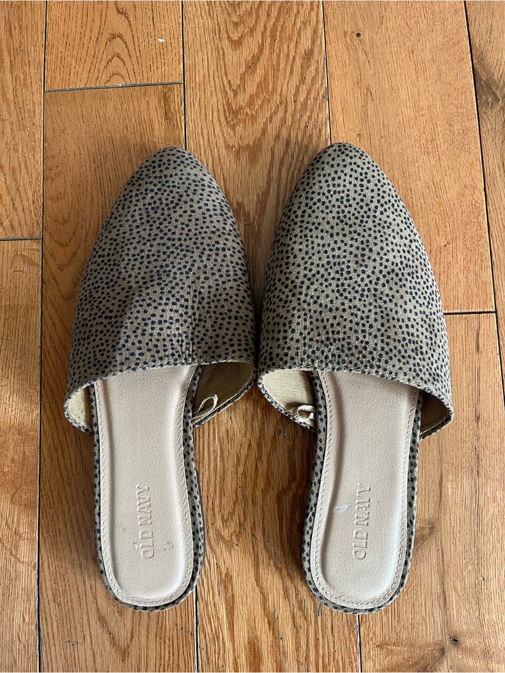 Old Navy Tan Slip-On Dotted Mules - Size 7